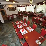 Hotel Jagodic Garni 3*