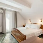 Jagodic Garni Hotel 3*