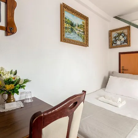 Hotel Jagodic Garni 3*