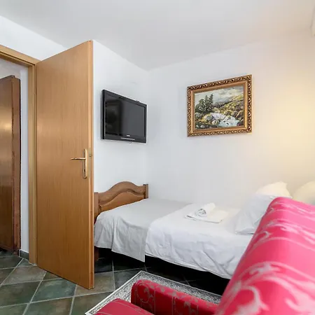 Hotel Jagodic Garni 3*