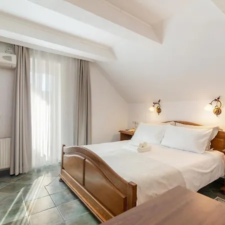 Jagodic Garni Hotel 3*