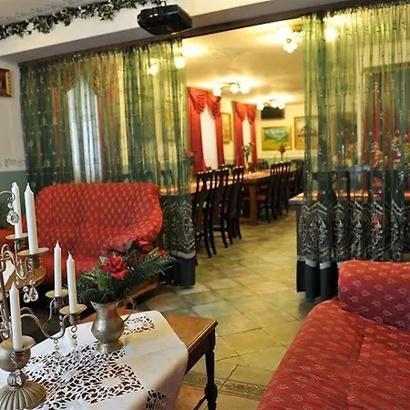 호텔 Jagodic Garni 3*