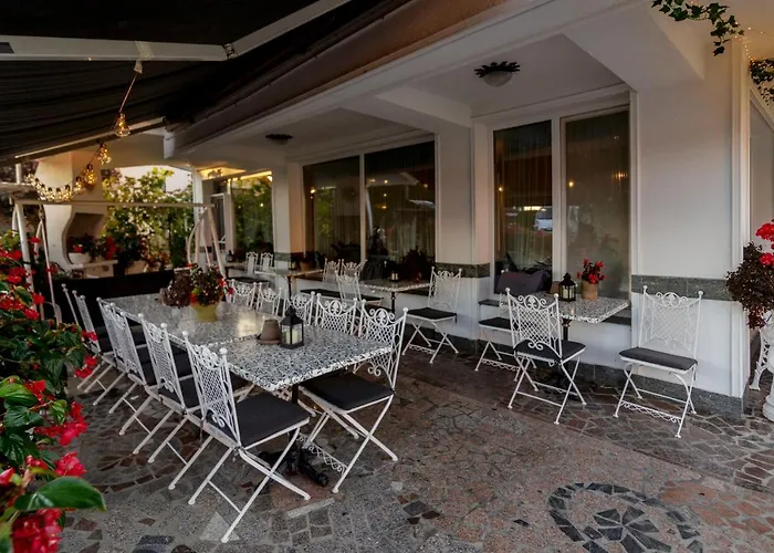 Jagodic Garni Отель 3*