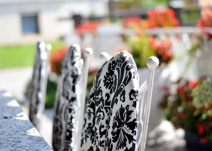 ホテル Jagodic Garni ツェルクニェ・ナ・ゴレニスケム