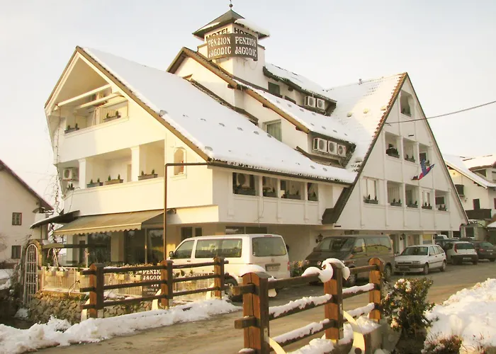 ホテル Jagodic Garni 3*