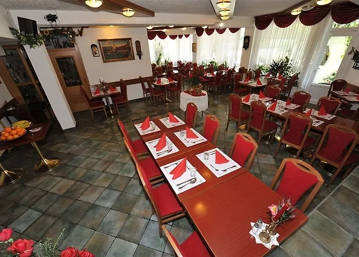 Отель Jagodic Garni 3*