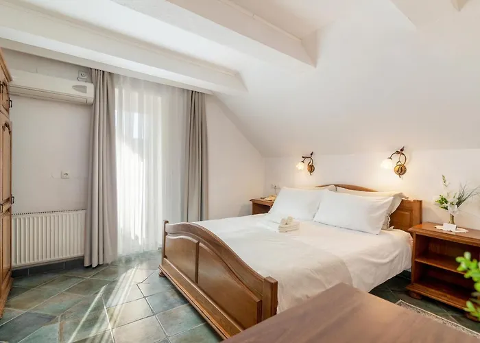 Jagodic Garni Szálloda 3*