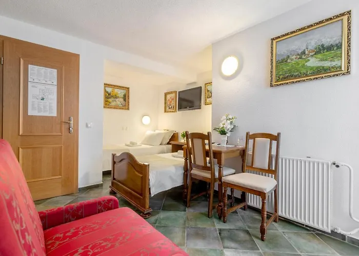 Jagodic Garni Cerklje na Gorenjskem